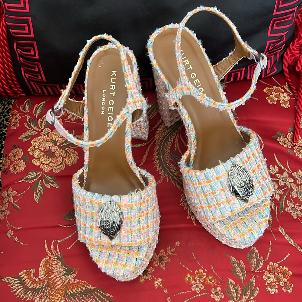 Brunch plans in pretty Kurt Geiger platforms 🌷 - Picture 3 of 11